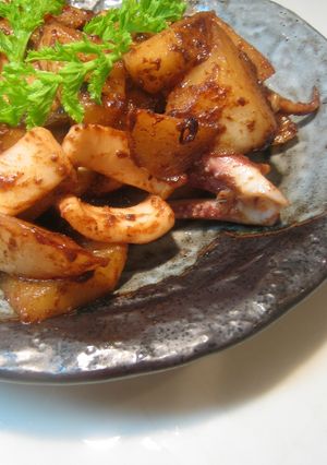 皮ごと大根とイカのわた炒め　ワサビ風味-レシピのメイン写真