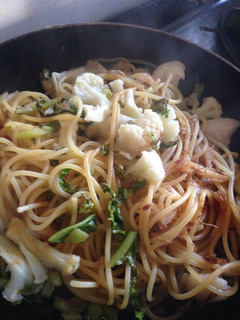 大根の葉とかつお節の和風パスタ-レシピのメイン写真
