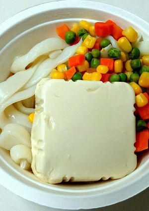 こんにゃく麺で作る★とうふ鍋風-レシピのメイン写真