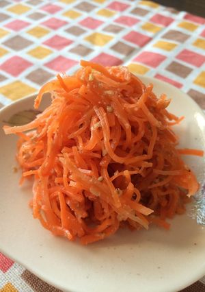 常備菜☆にんじんの胡麻酢和え-レシピのメイン写真
