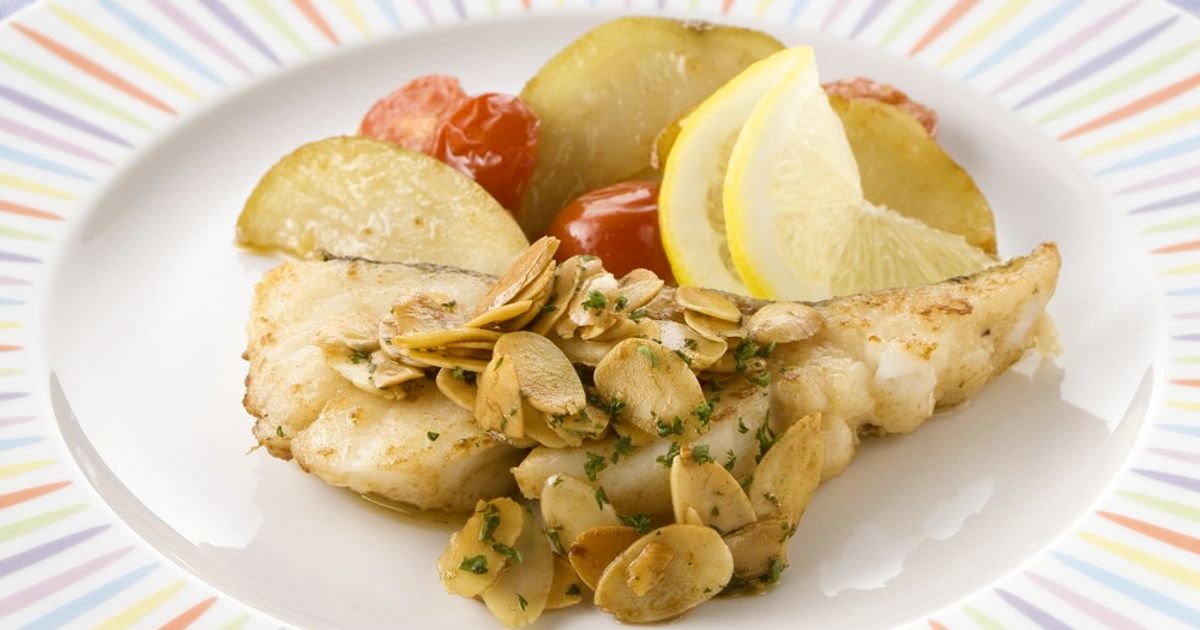 ムニエル様 アーモンド風味のムニエル by プレマ 【クックパッド】 簡単おいしい