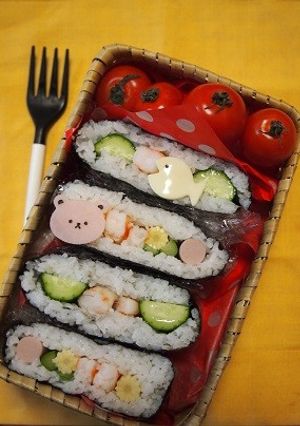冷蔵庫の整理整頓で　デコおにぎらず-レシピのメイン写真