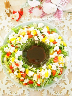 簡単!豆腐と水菜のクリスマスリースサラダ-レシピのメイン写真