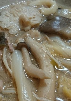 余ったキノコを寄せ鍋に投入！-レシピのメイン写真