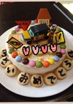 超簡単!市販品で乗り物デコケーキ☆-レシピのメイン写真