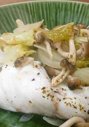 簡単♪野菜たっぷり鱈のフライパン蒸し-レシピのメイン写真