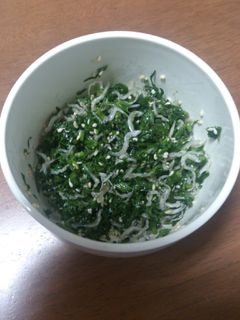 馬(美味)い!人参の葉っぱふりかけ!-レシピのメイン写真
