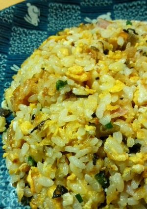 ほどよい辛さでヤミツキ！高菜炒飯-レシピのメイン写真