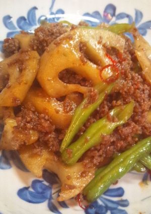 ピリッ！蓮根といんげんの牛炒め煮-レシピのメイン写真