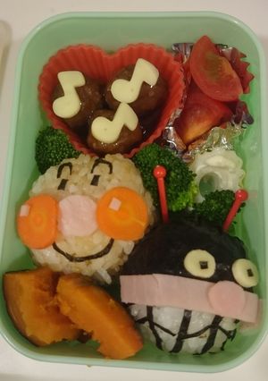 アンパンマンバイキンマン弁当-レシピのメイン写真