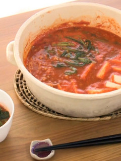 小松菜と豆腐のチゲ鍋 トマトジュース入り-レシピのメイン写真