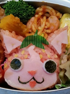 妖怪ウォッチ いちごニャン キャラ弁-レシピのメイン写真