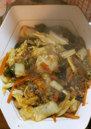 白菜とキムチたっぷりの体が温まる麻婆春雨-レシピのメイン写真