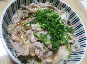 簡単すぎる！キャベツともやしと豚バラ蒸し-レシピのメイン写真