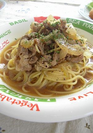黒胡椒が決め手♪牛丼風？スープスパゲティ-レシピのメイン写真