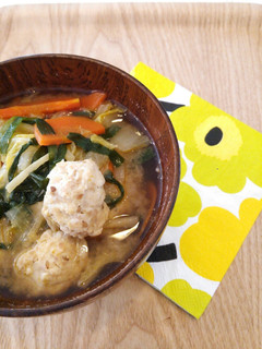具沢山!鶏団子と野菜のお味噌汁☆-レシピのメイン写真