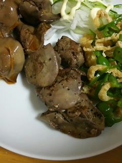 超簡単♪鶏レバーの塩胡椒炒め♪レモン風味-レシピのメイン写真