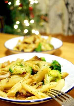 10分★ペンネと魚介のソテー-レシピのメイン写真