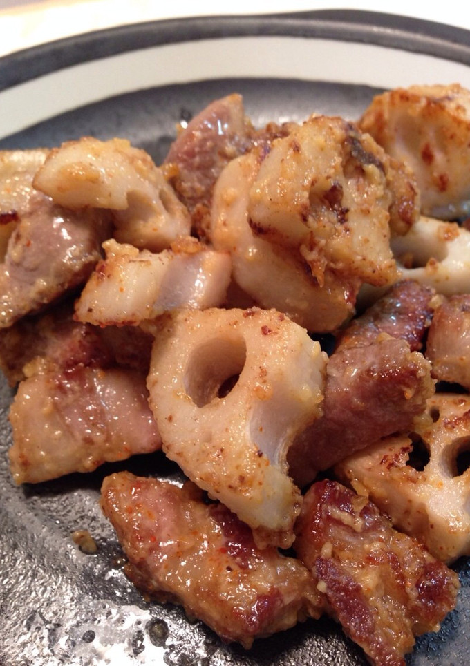 れんこんと豚肉のごま味噌炒め-レシピのメイン写真