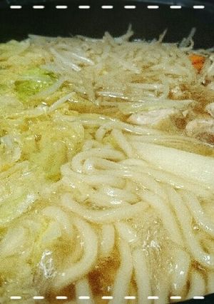 簡単シンプルうまい☆あったまるうどんすき-レシピのメイン写真