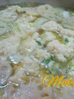 豆腐でふわふわ♪蓮根と鶏団子の簡単お鍋☆-レシピのメイン写真