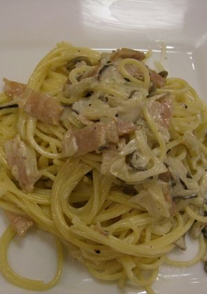 簡単☆ベーコンときのこのクリームスパ-レシピのメイン写真