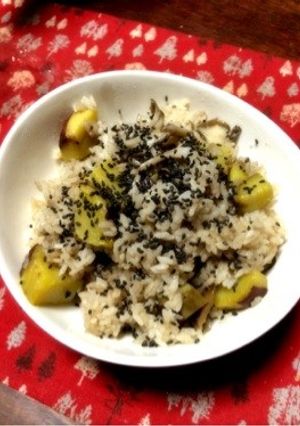 舞茸とサツマイモの土鍋ご飯-レシピのメイン写真