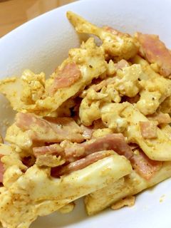 カリフラワーとベーコンのカレー炒め-レシピのメイン写真
