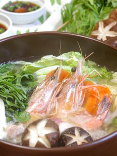 冬の定番鍋料理☆土鍋で水炊き-レシピのメイン写真