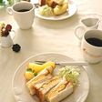 オムレツのトーストサンド…