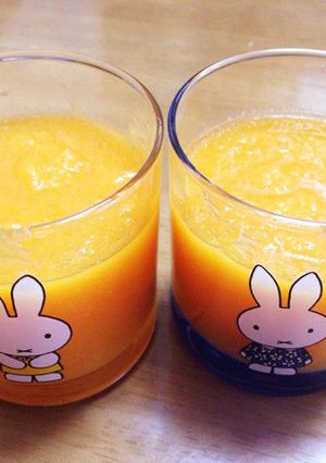 りんごとみかんのフレッシュジュース-レシピのメイン写真