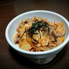 ひとりランチに。豚たまキムチ丼♪-レシピのメイン写真