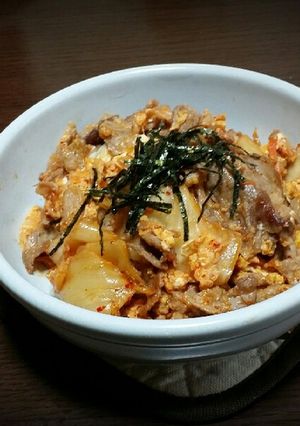 ひとりランチに。豚たまキムチ丼♪-レシピのメイン写真