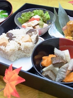 介護食 秋の味覚膳 鮭ときのこごはん-レシピのメイン写真