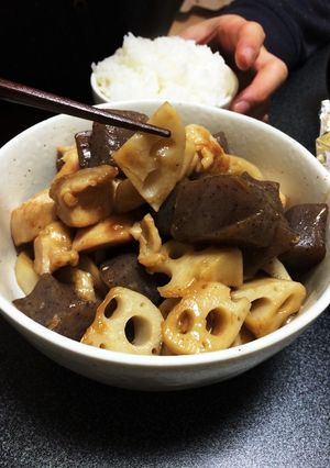 めんつゆで簡単!蓮根・蒟蒻・鶏胸の炒め物-レシピのメイン写真