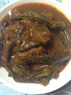 オクラと牛肉のトマト煮込みタメリック入り-レシピのメイン写真