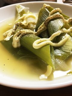 大量消費!長ネギのコンソメ煮(スープ風)-レシピのメイン写真