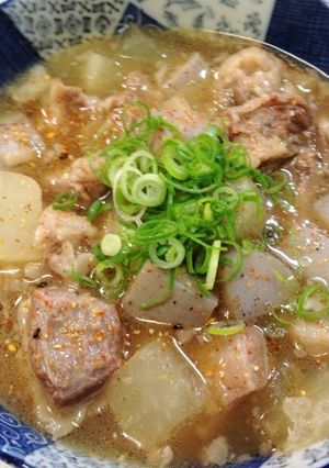 簡単スジ肉のピリ辛やわらか煮【圓用EN】-レシピのメイン写真