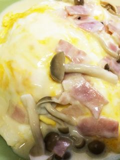 しめじとベーコンのクリームオムライス♪-レシピのメイン写真
