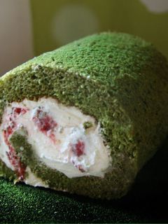 木苺と抹茶のロールケーキ-レシピのメイン写真