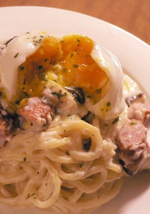 温玉のせシチューパスタ♪-レシピのメイン写真