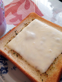 朝食に☆トーストにマジックソルト-レシピのメイン写真