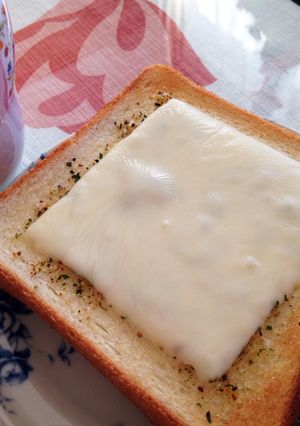 朝食に☆トーストにマジックソルト-レシピのメイン写真