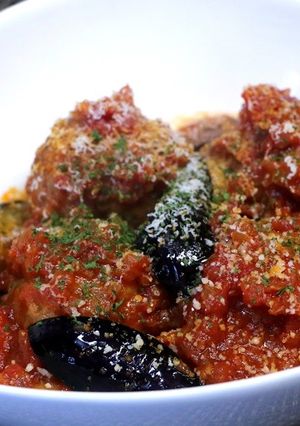 チーズ入り肉団子のトマトソース煮込み♪-レシピのメイン写真