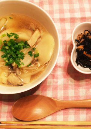 生姜でホッとしあわせスープ餃子-レシピのメイン写真