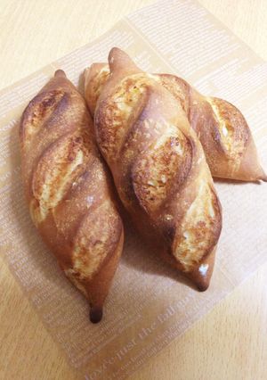 強力粉が足りなかった時のフランスパン！笑-レシピのメイン写真