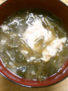 朝食に 簡単 ほうれん草 卵の お味噌汁-レシピのメイン写真