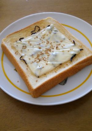 塩昆布×胡麻油×チーズ×ゴマのトースト-レシピのメイン写真