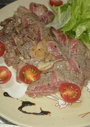 安牛肉も一手間で本格派！しっかりステーキ-レシピのメイン写真