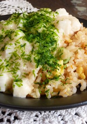 ★五目炒飯にサクトロ長芋かけ★かけチャー-レシピのメイン写真